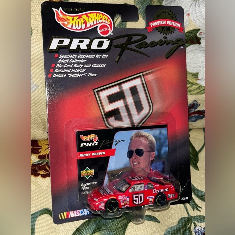 NIB! Hot Wheels Pro Racing 1998 1st Edition Ricky Craven #50